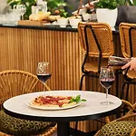 Staybridge - Parliament By Ihg 4* Den Haag