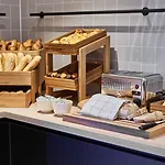 Staybridge - Parliament By Ihg Hotel Den Haag