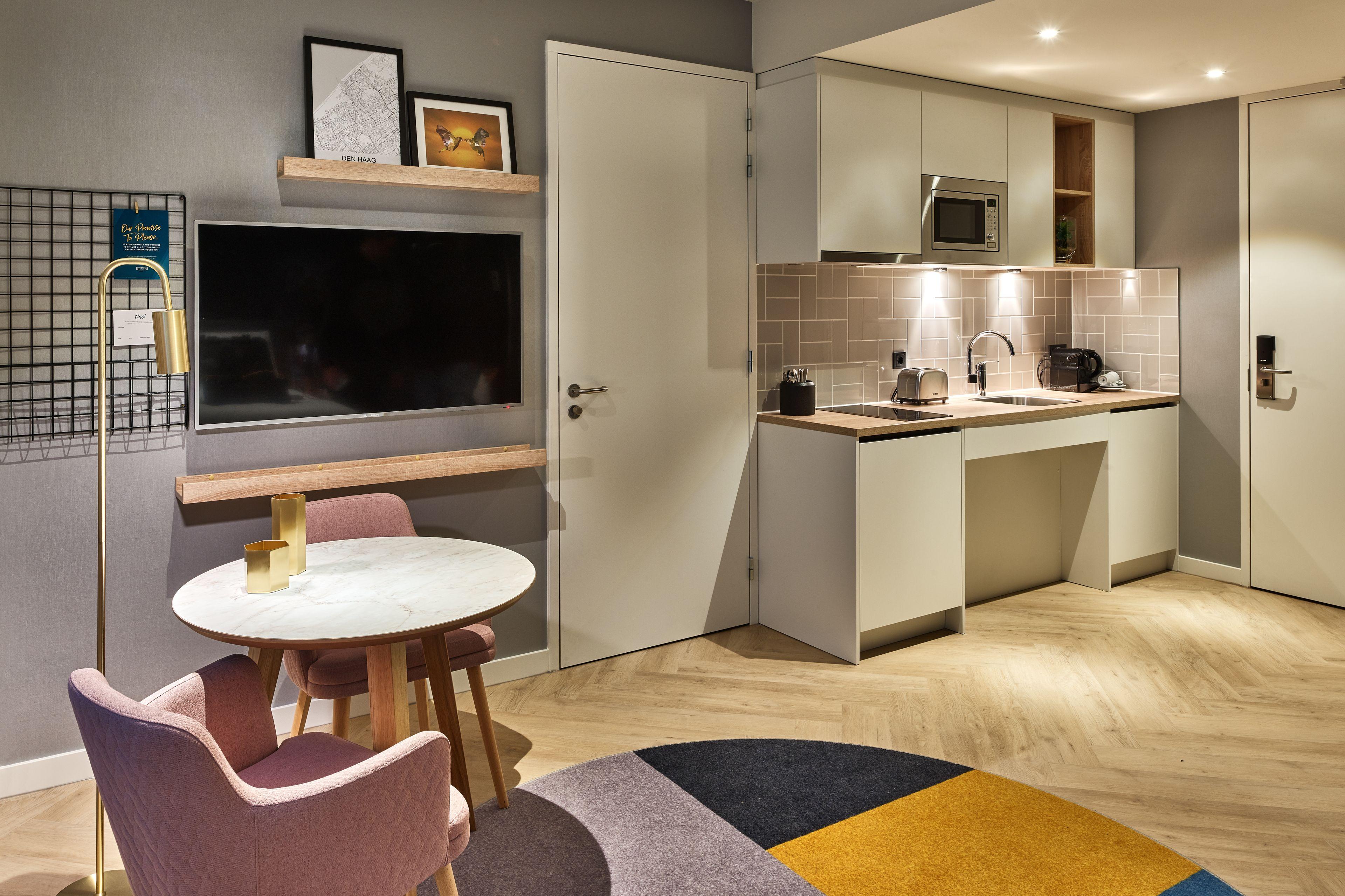 Staybridge - Parliament By Ihg Hotel 4*