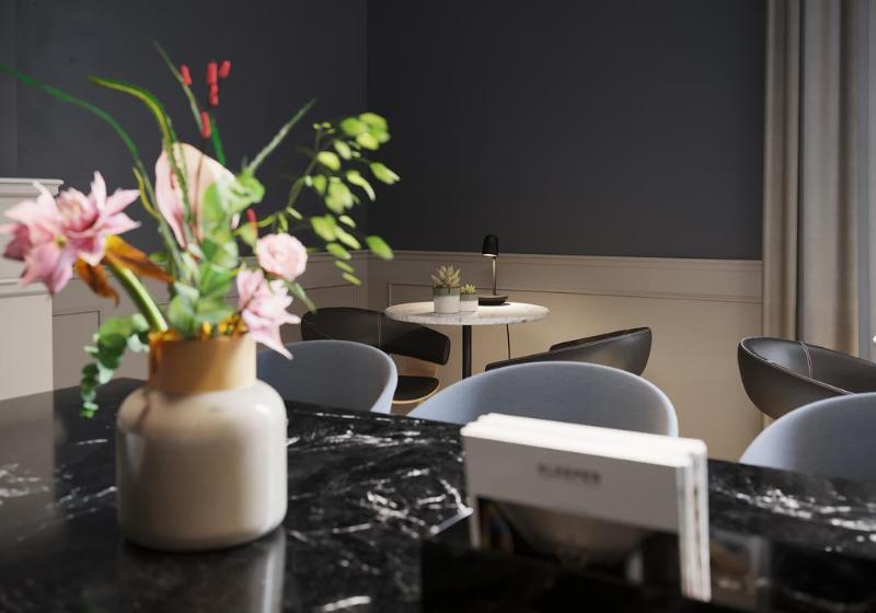 Hotel Staybridge - Parliament By Ihg